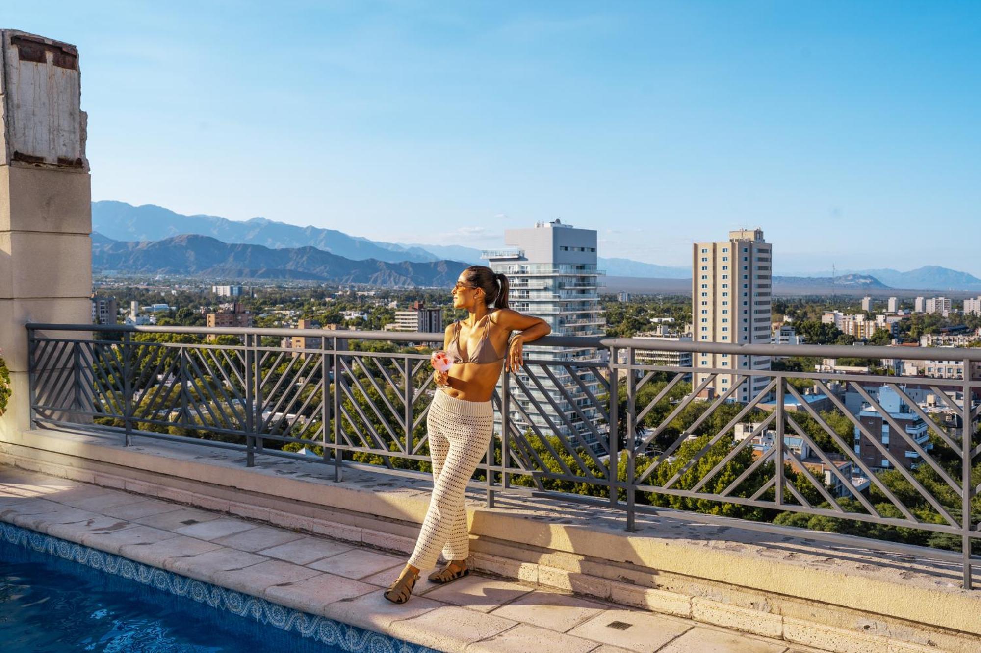Amerian Executive Mendoza Hotel Екстериор снимка