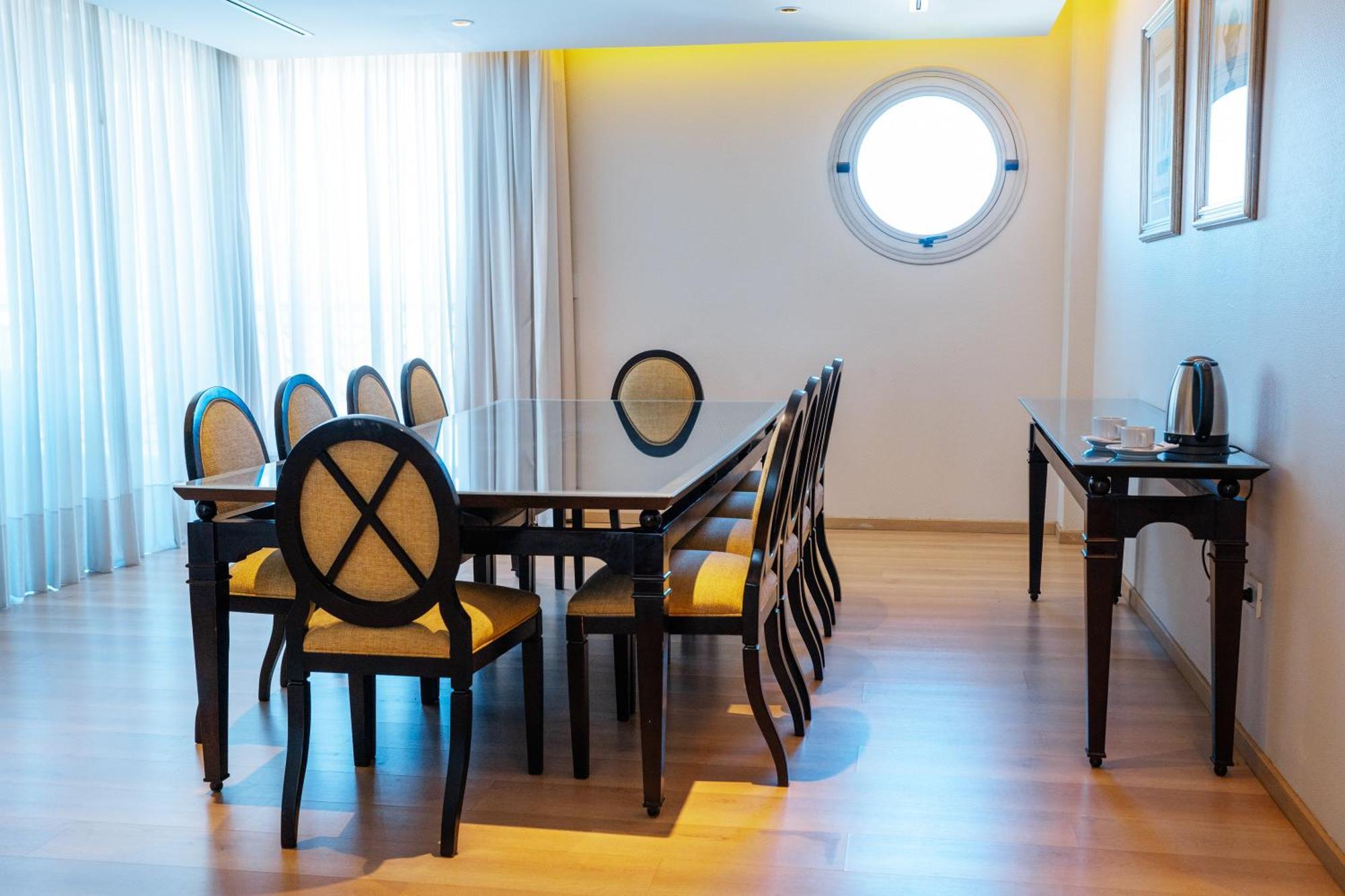 Amerian Executive Mendoza Hotel Екстериор снимка